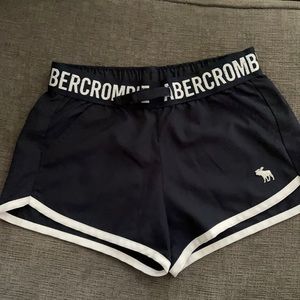Abercrombie Kids polyester shorts black size 7/8